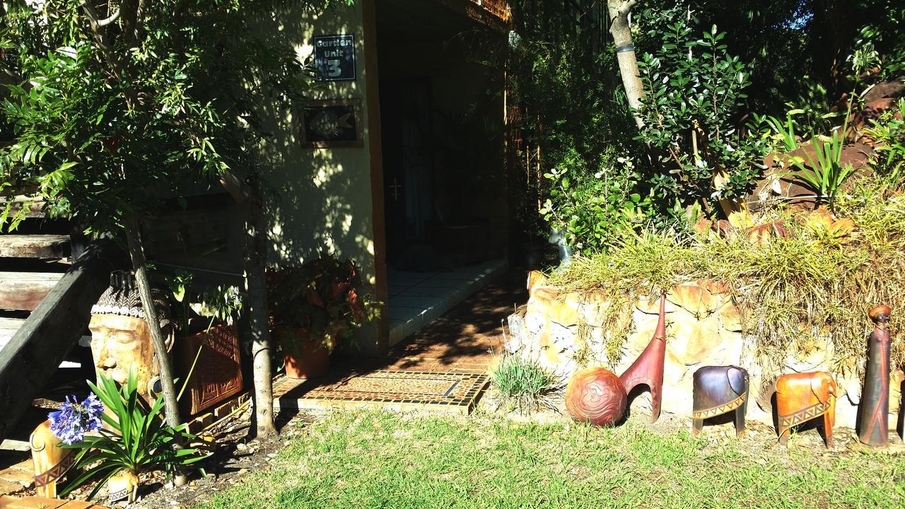 Hornbill House Self Catering Accommodation Hermanus Exteriör bild