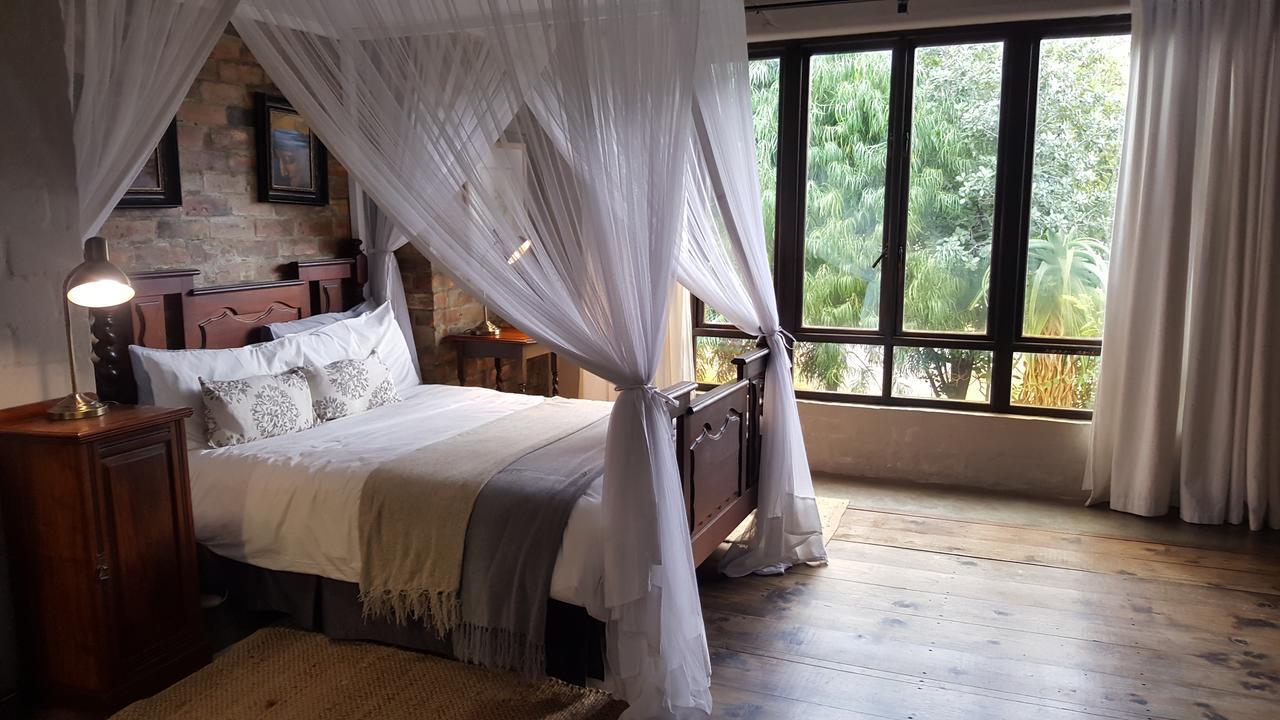 Hornbill House Self Catering Accommodation Hermanus Exteriör bild