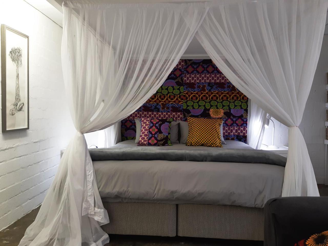 Hornbill House Self Catering Accommodation Hermanus Exteriör bild