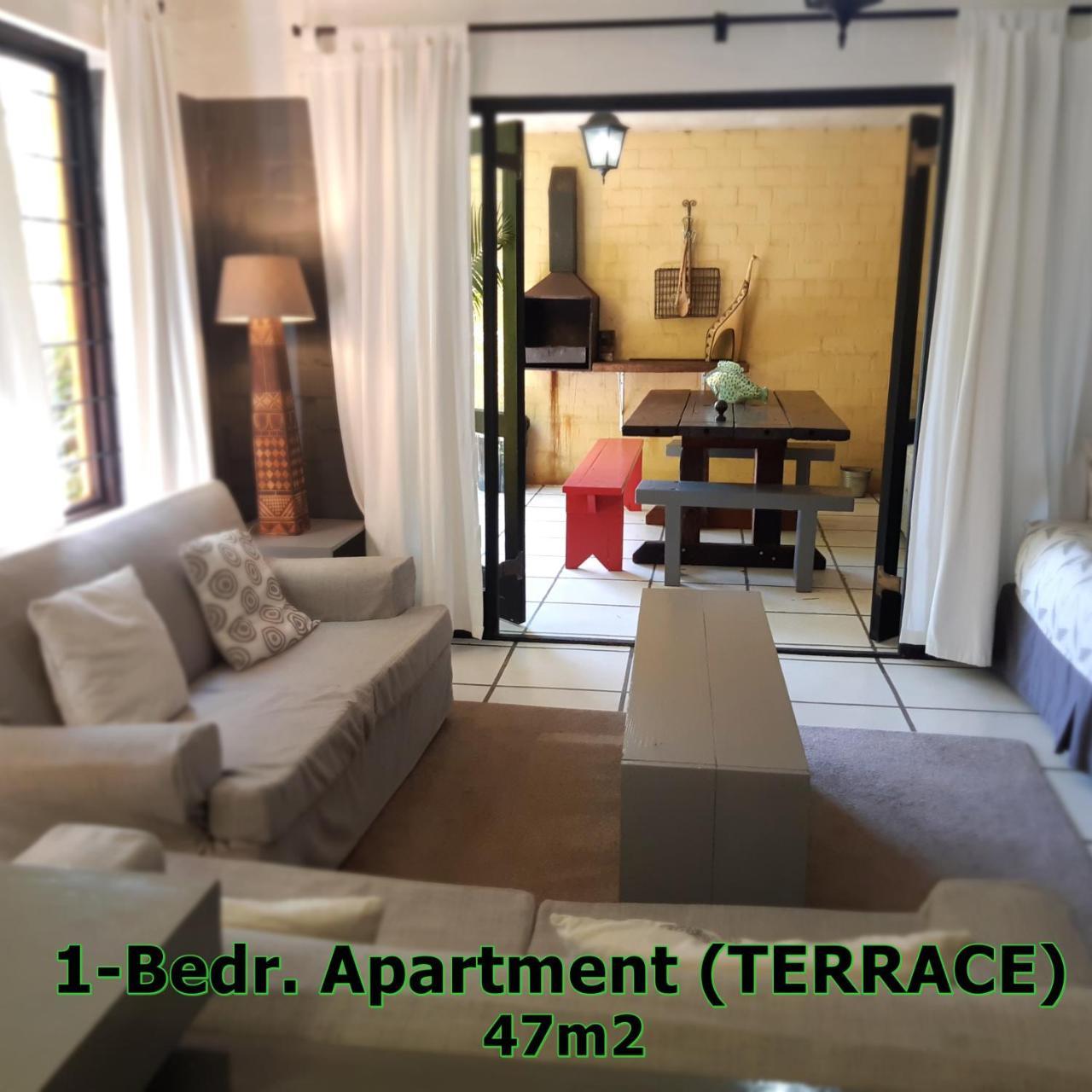 Hornbill House Self Catering Accommodation Hermanus Exteriör bild