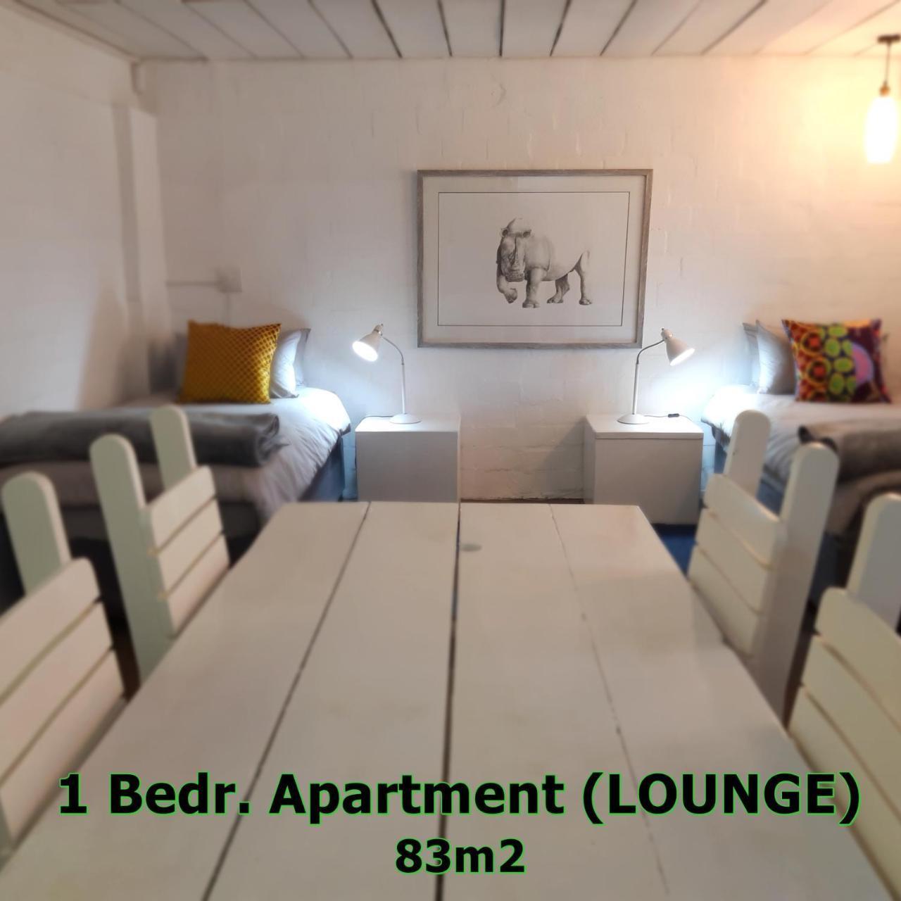 Hornbill House Self Catering Accommodation Hermanus Exteriör bild